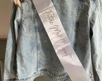 Bride To Be Sash, Wedding Sash,Personalise sash, Bridal Sash Belt, Bridal Shower Sash, Flower Girl Sash, Satin Sash, Bride To Be Gift