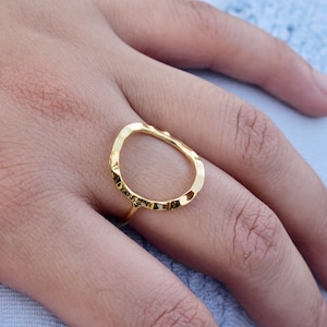 Oval Karma Ring, Open Circle Ring, Hammered Karma Ring, Wedding Anniversary Gifts, Stackable Geometric Ring, Delicate Simple Modern Ring