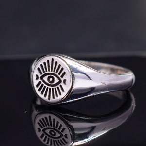 925 Sterling Silver, Evil Eye Silver Ring, Edgy Evil Eye of Horus Ring, Evil Eye Engraved Signet Ring, Dainty Evil Eye Ring, Christmas Gifts