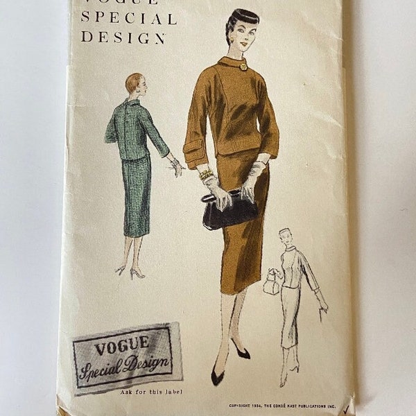 1950s vintage sewing pattern pencil skirt dress set. Secretary or house dress. Fitted madmen 50s dress suit. Vogue pattern 4523