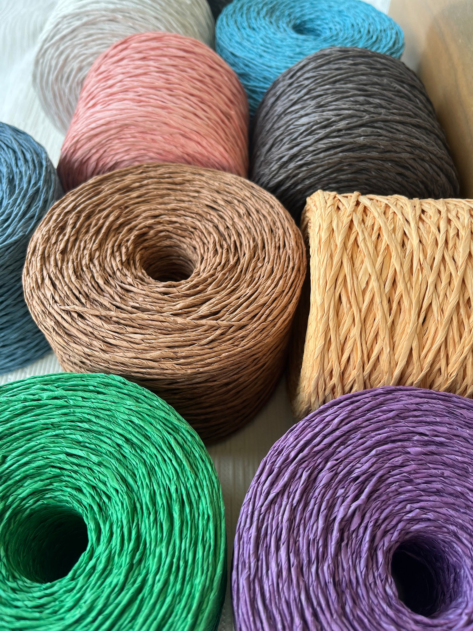Clowex Craft Raffia Paper Yarn, Twisted Cord for Crochet, Gift Wrapping ...