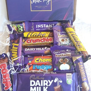 Chocolate Bar Gift Box/ Hamper Gift Box/ Personalised Gift Tag / Treat Box / Happy Birthday / Fathers Day / Hug in a box zdjęcie 1
