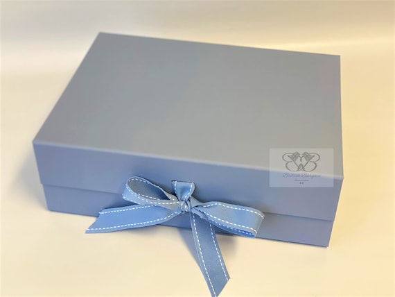 Luxury Blue Gift Box With Ribbon Baby Boy Gift Box Blue Packaging Boxes  Blush Bridesmaid Gift Box Medium A5 Magnetic Gift Box 