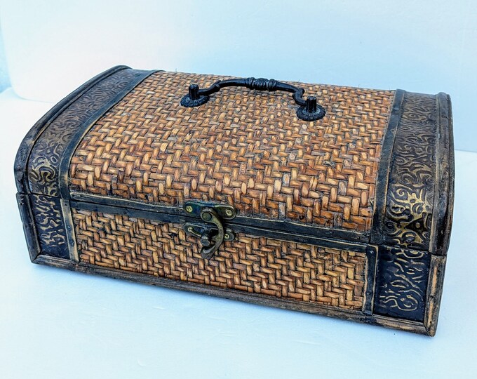 Vintage Wooden Treasure Chest Box - Etsy