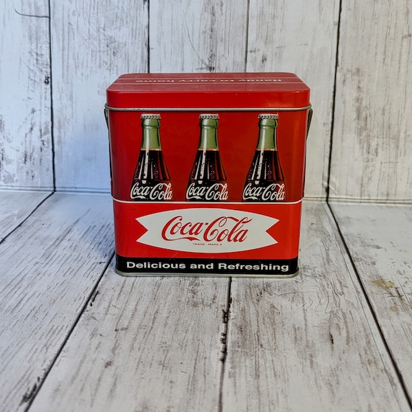 Vintage Coca Cola Tin Delicious and Refreshing w/ Handle