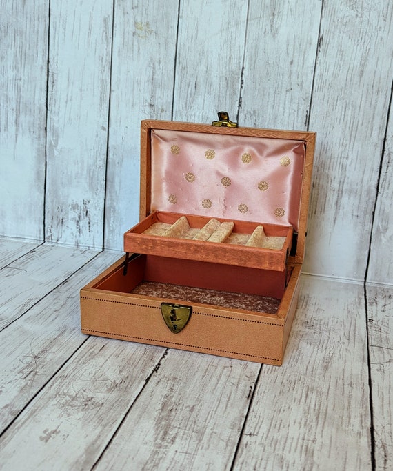 Mele Vintage Pink Rose Floral Jewelry Box - image 1