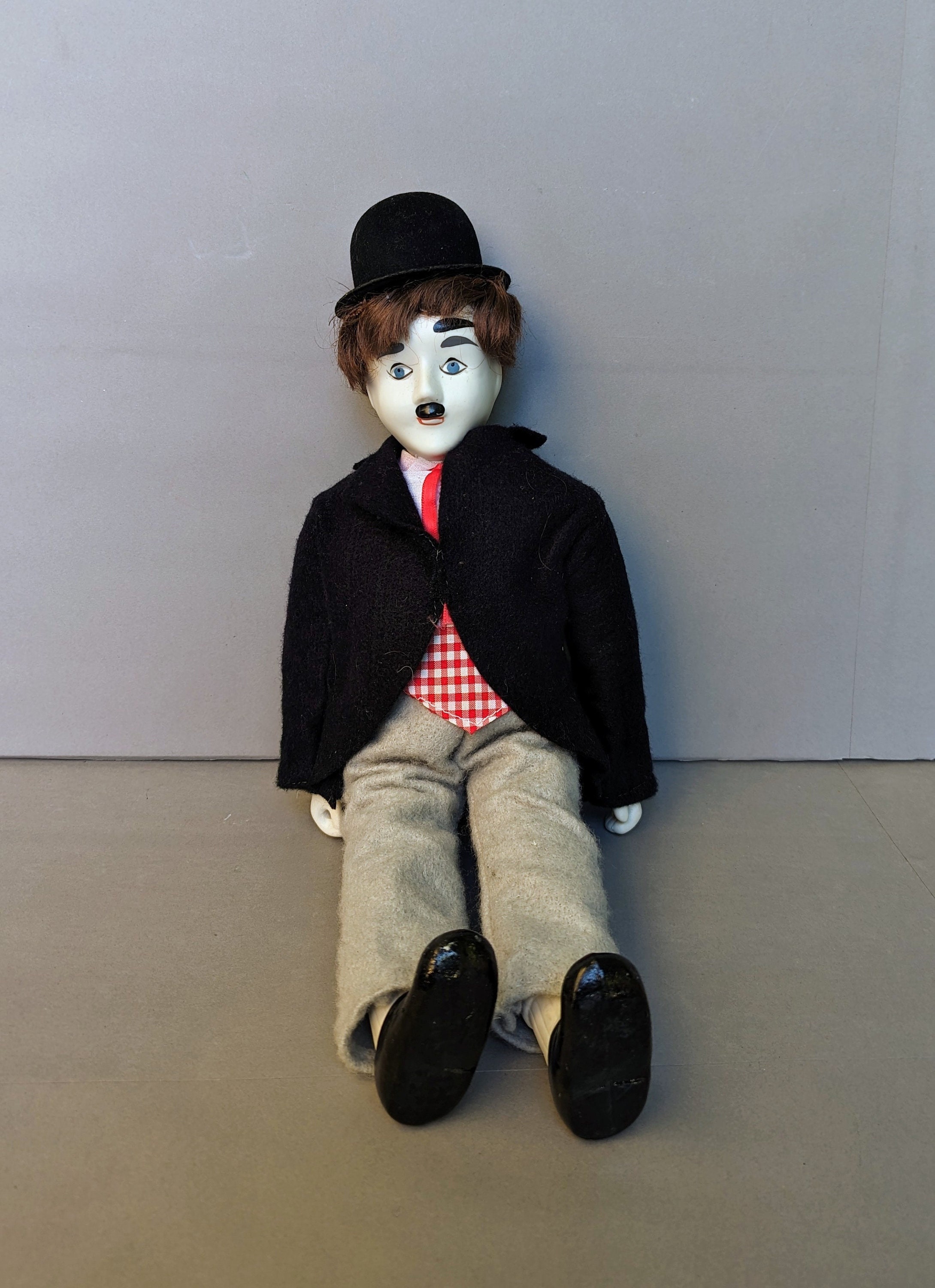 チャップリン　人形　アンティーク ZCWO × iminime 1/6 チャーリー・チャップリン Tramp 誕生 100
