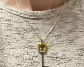 Keyblade necklace - Gift for friends
