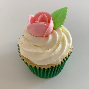 Pink Edible Wafer 3D Roses- Made in the UK! - Etsy