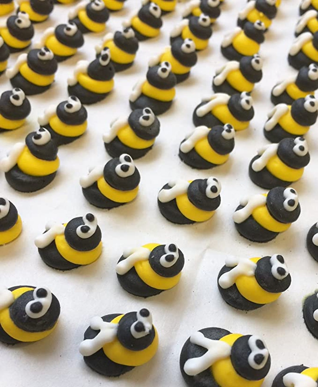 Fondant Bumble Bee Cake Topper Fondant Bee Bumble Bee Topper Fondant Insect Bee  Topper Fondant Beehive Bumble Bee Baby Shower 