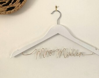 Personalised Bride Hanger - Wedding Dress Hanger - Personalised Wedding Gifts - Gifts for the Bride