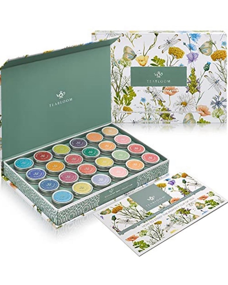 A green gift box of tea