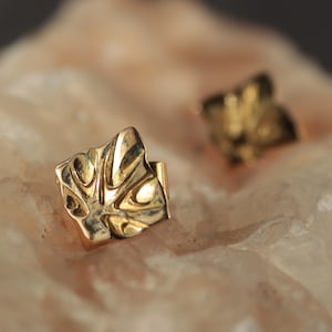 &quot;Gold Leaves II&quot; earrings, unique piece in 18k gold.