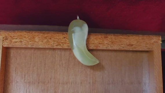 Vintage Hand Carved Jade Horn Pendant - image 6