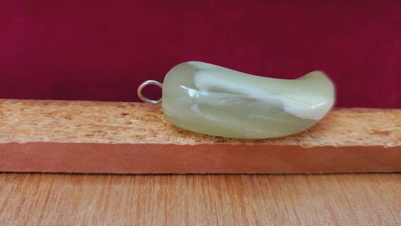 Vintage Hand Carved Jade Horn Pendant - image 2