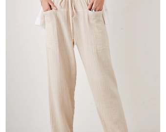 Organic sustanainable cotton pant, with relaxed side pockets, elastic waist Pants, drawstring waist, comfortable trouser