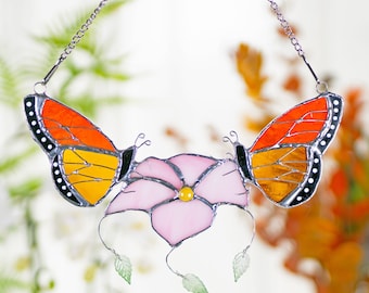 Monarch Stained glass butterfly Mothers Day gift Custom stained glass suncatcher Fly insect Butterly artwork stained glass window hangings