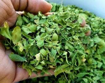 GMO FREE dried moringa leaves
