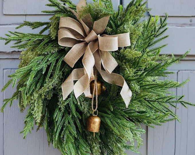 Rustic Christmas Wreath with Bells and Neutral Bow, Farmhouse Holiday Door Decor, Winter Greenery Wreath, Christmas Wreath for Front Door.