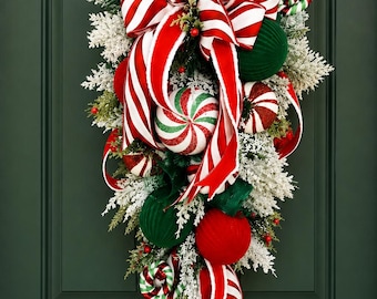 Candy Cane Christmas Swag, Red and Green Christmas Wreath, Whimsical Christmas Wreath for Front Door, Candy Cane Holiday Wreath.