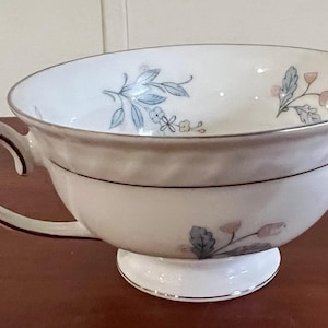 Vintage Laurel Oak Teacup Franconia Krautheim Selb Bauaria Germany