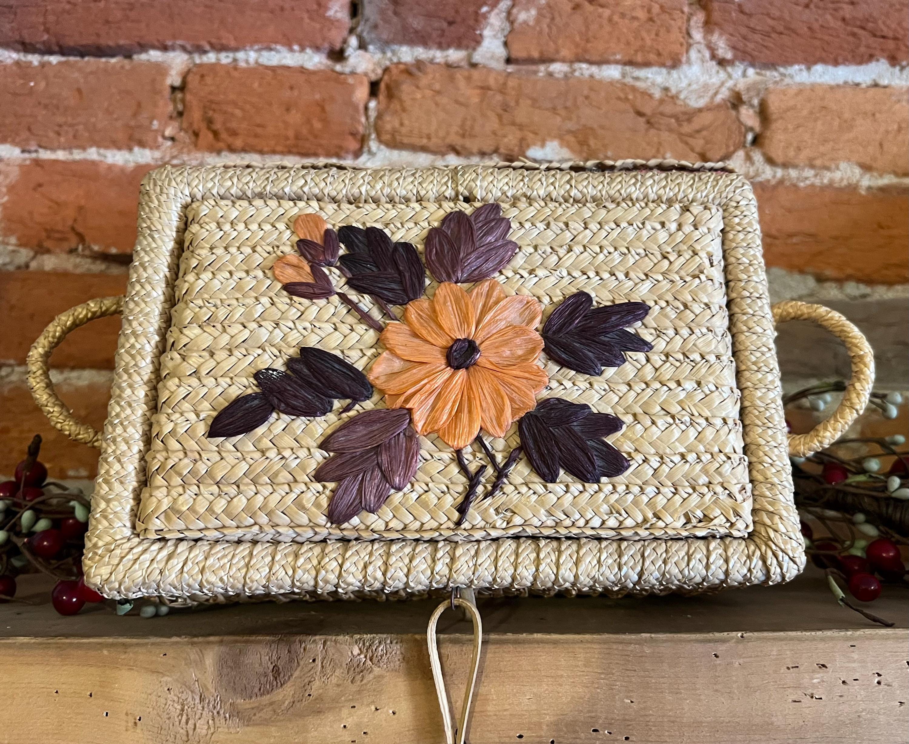 Vintage Straw Raffia Woven Hinged Fabric Lined Jewelry or Trinket Box