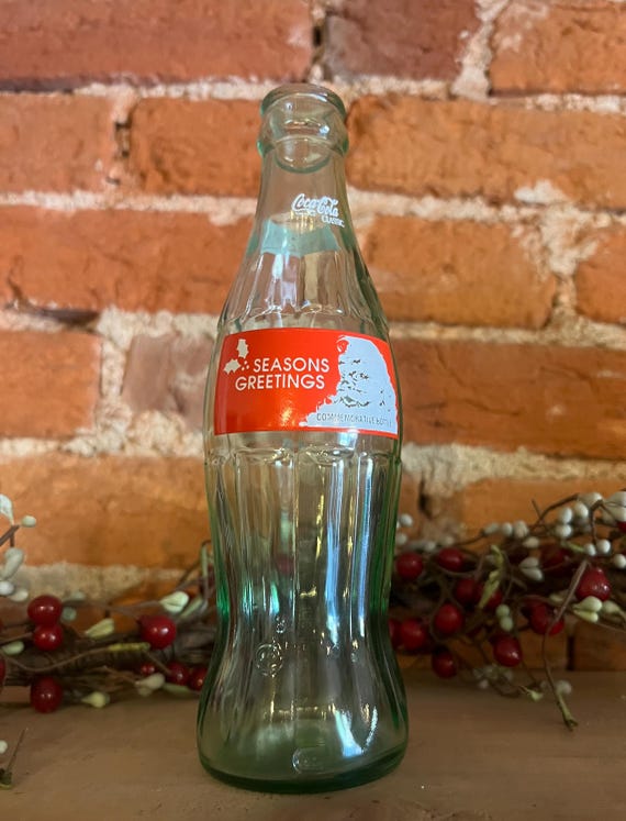 Coca Cola 8oz Glass Bottle Classic Coke SANTA CLAUS CHRISTMAS