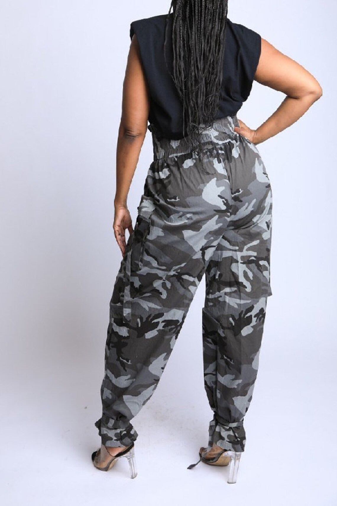 baggy camo pants