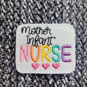 Mother Infant Nurse Feltie ricamato su vinile perfetto per fiocchi per capelli, abbellimenti, bobine di badge, clip pianificatore e altri progetti fai-da-te