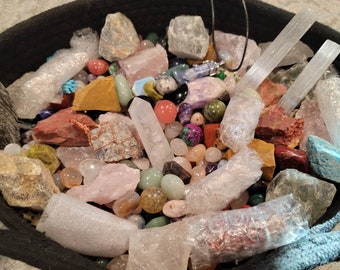 Crystal Confetti Scoop: Raw & Tumbled Mystery Crystal Mix