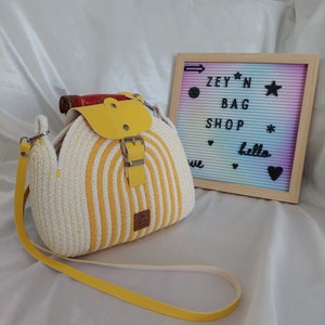 Borsa in cotone giallo e bianco,Borsa da donna a mano,Colorata all'uncinetto,Fatto a mano,Lusso,Borsa lavorata a mano,Borsa a mano a tracolla,Borsa in filato,Regalo Festa della mamma immagine 2