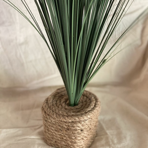 Sea Grass in Rope Vase