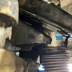 Front Suspension Low Profile Upper  Bump Stop For Gen2 & Gen2.5, Mitsubishi  Montero, Sport, Pajero, Delica.