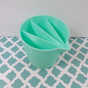Divided Cup For Painting, Small Quad Split Cup For Paint Pouring 4 Ounce Four Compartment