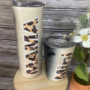 ¡Mamá, mini vasos!