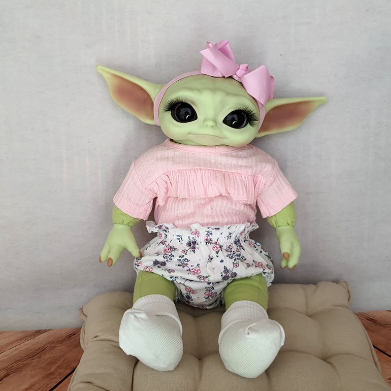 AANGEPASTE BESTELLING reborn baby Yoda-pop origineel groen met geleed lichaam, baby Yoda herboren, aanpasbaar cadeau Grogu-pop, de Mandalorian afbeelding 6