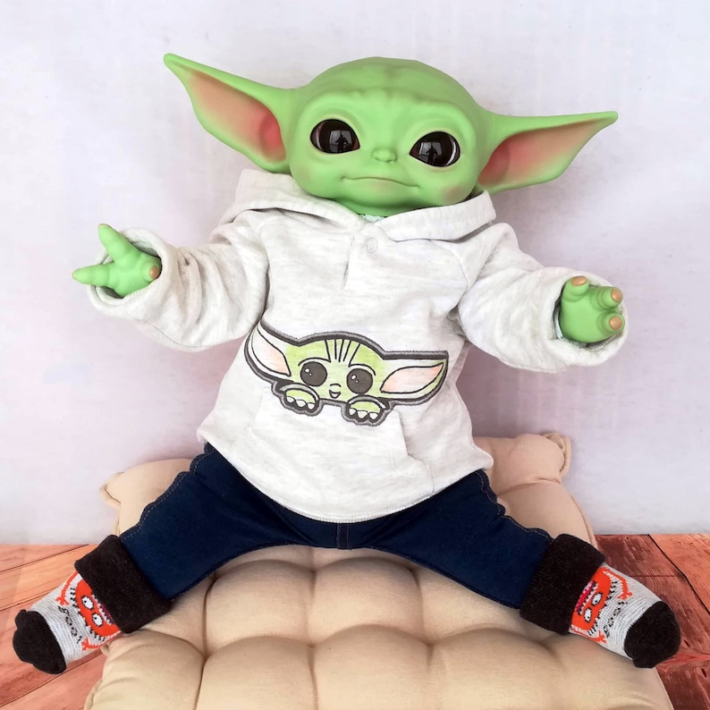 AANGEPASTE BESTELLING reborn baby Yoda-pop origineel groen met geleed lichaam, baby Yoda herboren, aanpasbaar cadeau Grogu-pop, de Mandalorian afbeelding 2