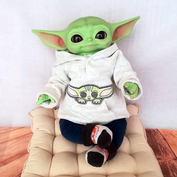 CUSTOM ORDER poupée bébé Yoda renaître peinte dans la couleur de votre  choix, bébé Yoda renaît, poupée Grogu cadeau personnalisable, le  Mandalorien -  France