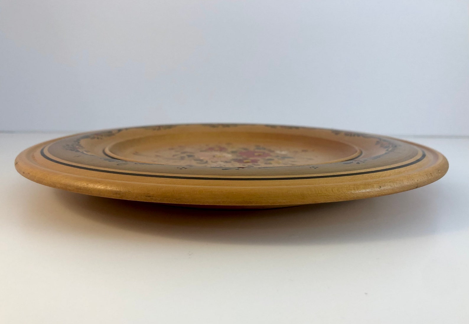 Set of Two Vintage Round Decorative Wooden Plates Handpainted Etsy UK