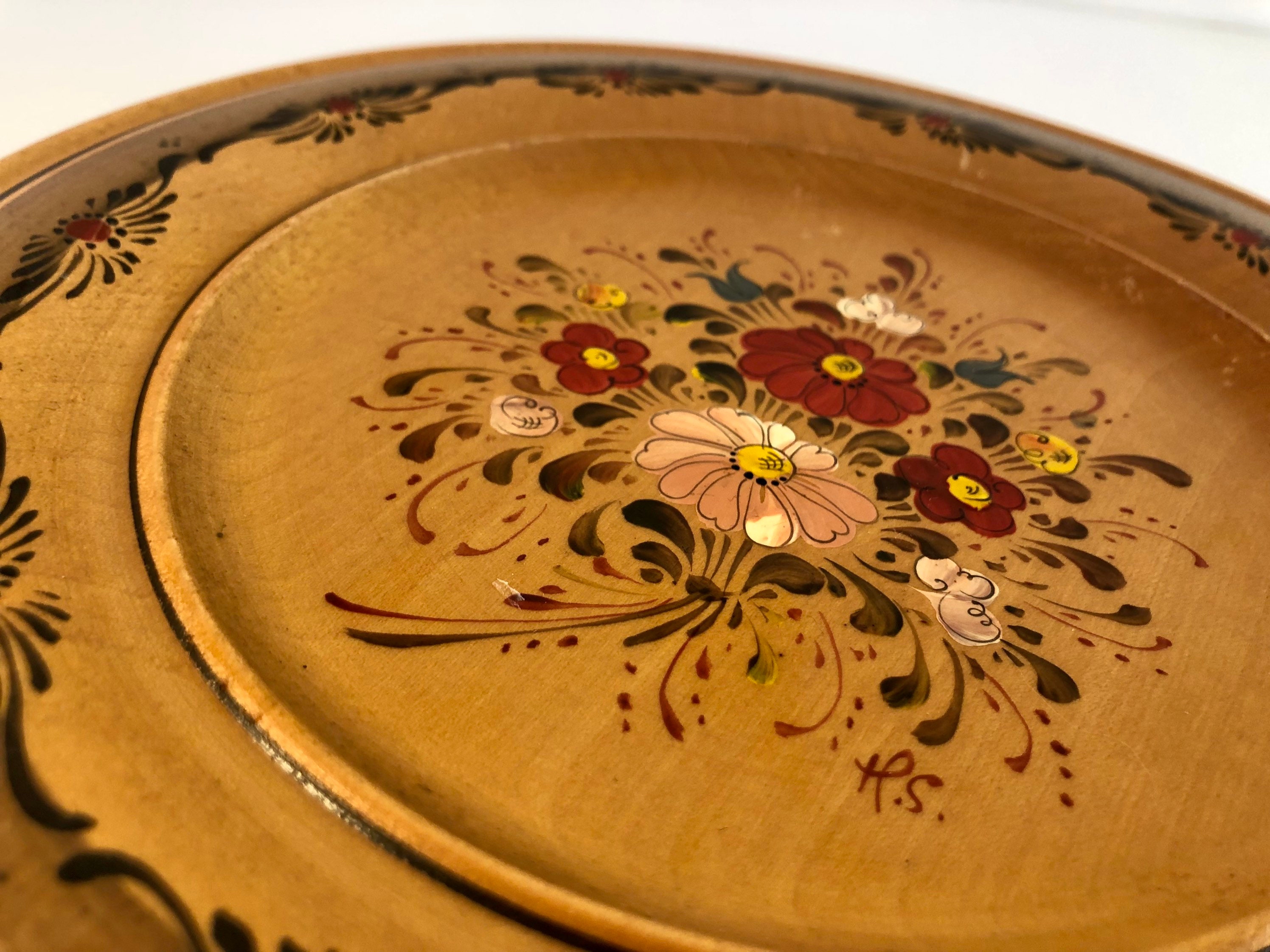 Set of Two Vintage Round Decorative Wooden Plates Handpainted Etsy UK