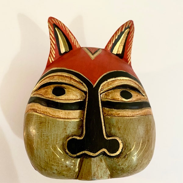 Vintage handcrafted artisan cat trinket or jewelry box in the style of Laurel Burch. Red & green with gold accents.