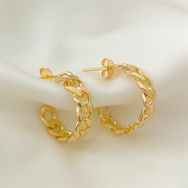 Small Curb Link Hoops, Chain Link Huggie Earrings, 18k Gold Filled Chain Hoop Earrings, Cuban Link Hoops, Gold Huggie Hoops, Chunky Hoops