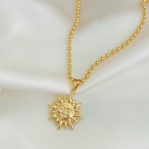 Sun Face Necklace, Gold Sun Charm Necklace, 18k Gold Filled Beaded Necklace, Big Sun Pendant Necklace, Sunshine Necklace, Celestial Jewelry