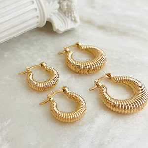 Small Twisted Hoop Earrings, Croissant Hoops, 18k Gold Filled Hoops, Gold Twist Hoops, Minimalist Hoop Earrings, Lightweight Earrings
