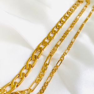 Gold Figaro Chain Bracelet, 18k Gold Filled Figaro Bracelet, Gold Stacking Bracelet, Gold Link Delicate Bracelet, Dainty Figaro Bracelet