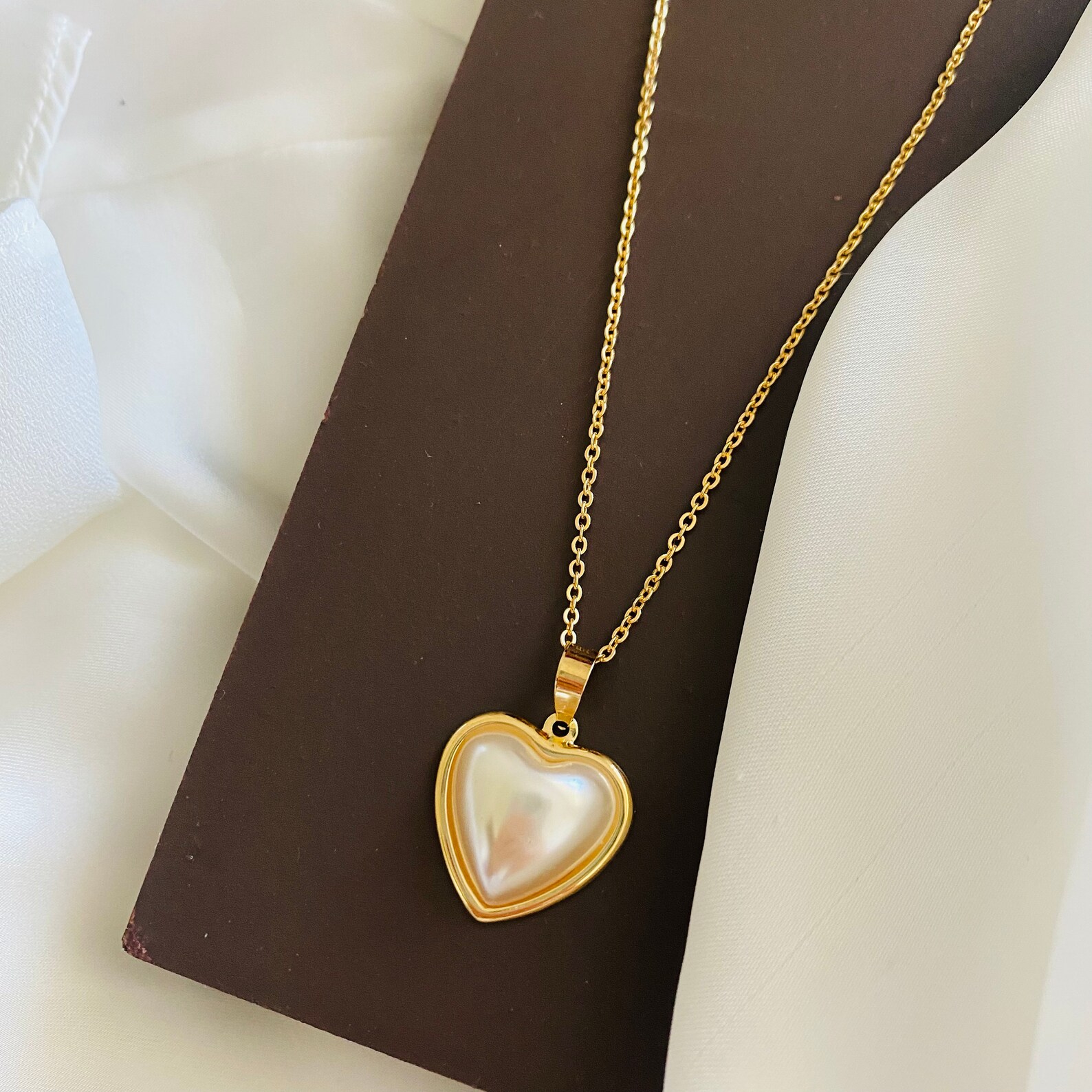 18k Gold Filled Heart Pearl Necklace Pearl Necklace Heart Etsy UK