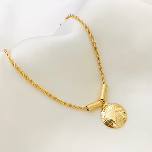 Globus Bettelarmband, Gold Weltkarte Armband, 18k Gold gefüllt Karte Bettelarmband, Erde Armband, Seil Kette Armband, Traveler Armband