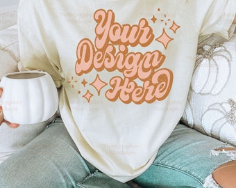Mockup herfstshirt ivoor comfortkleuren C1717 | Mockup comfortkleuren | Mockup Halloween-shirt | Mockup oversized shirt | Halloween-mockup