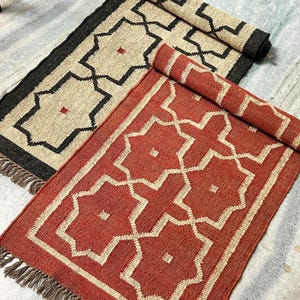 Red Kilim runner, Vintage Handwoven Wool Jute Red Runner, Hallway Stairs Jute Runner, Oriental, Traditional Indian Geometric Home decor Rug