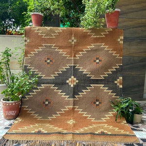 Brown Moroccan Rug: Handwoven Vintage Flatweave Area Carpet - Southwestern Kilim Rug for Living Room-Bedroom